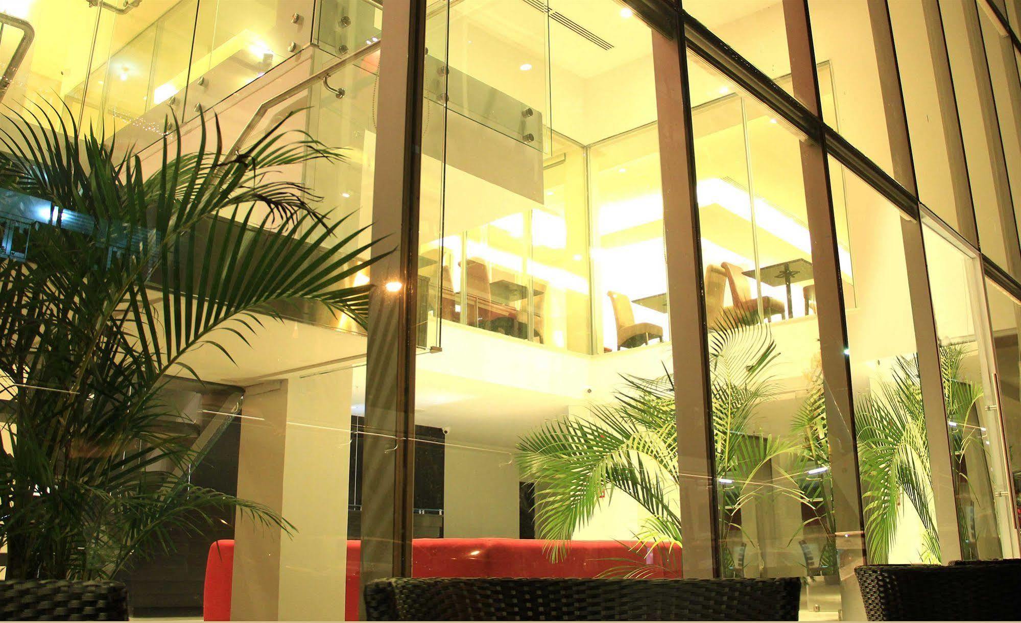Az Hotel And Suites 파나마시티 외부 사진